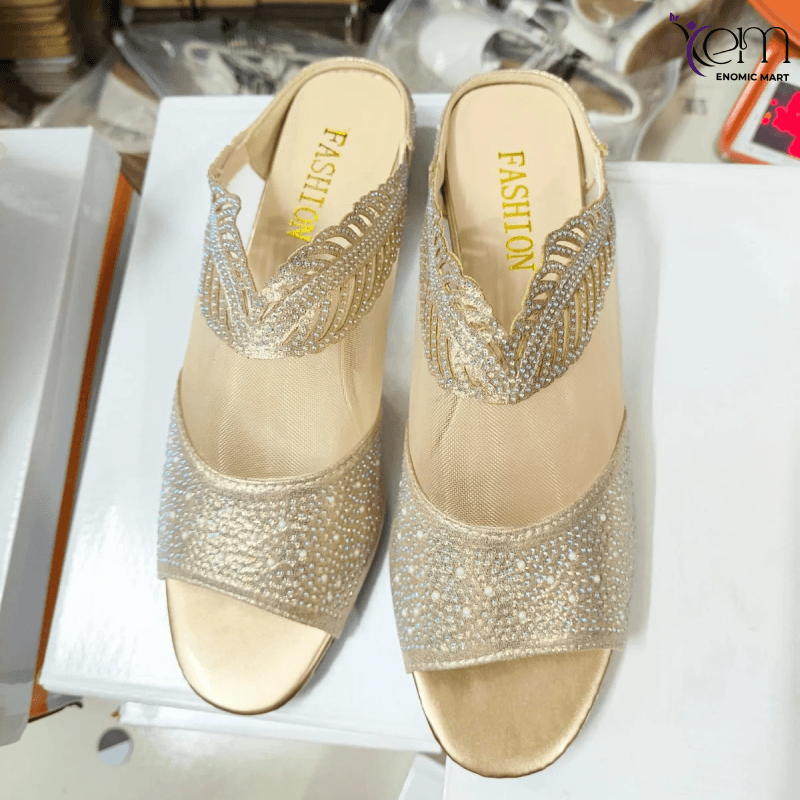 New Arrival Elegant Solid Color Hollow Out Thick Low Heels Outdoor Temperament Elegant Sandals Women Pumps